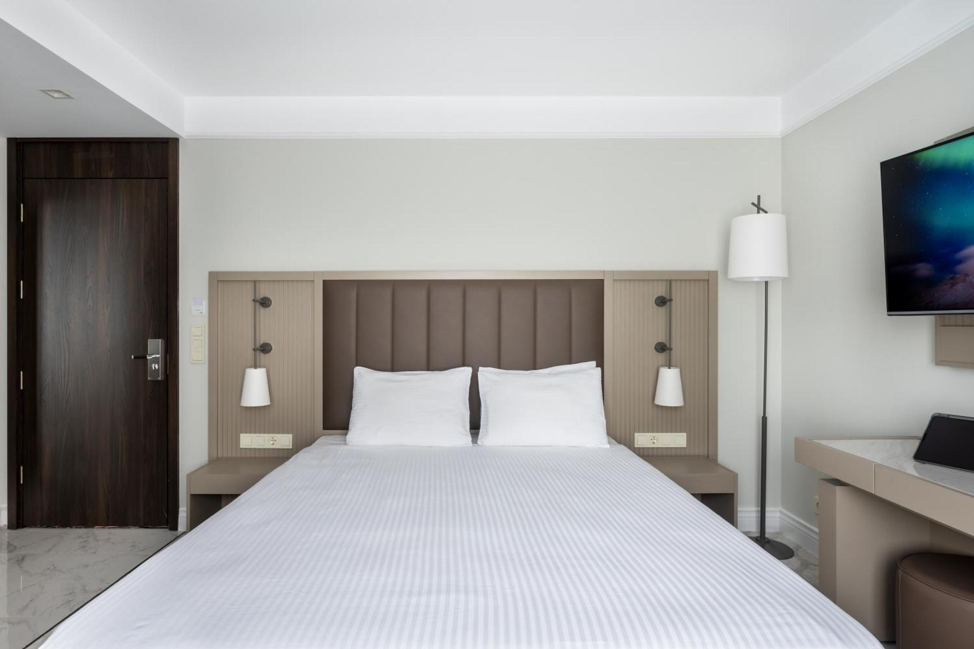 Noble Pangalti Hotel Istanbul Exterior photo